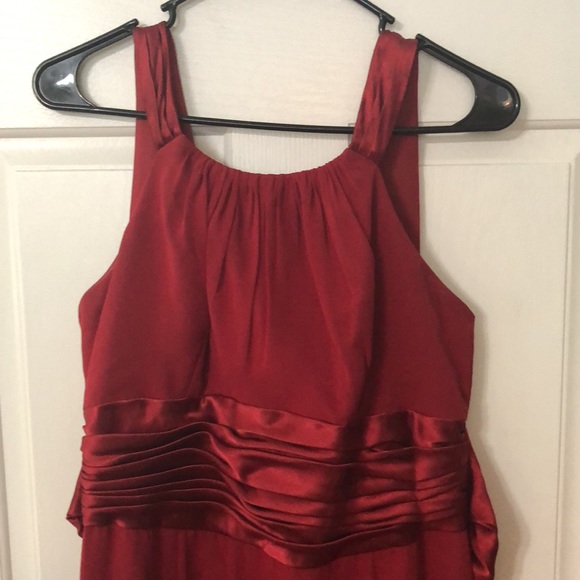 David’s Bridal Bridesmaid Dress (wore once) - Picture 2 of 5